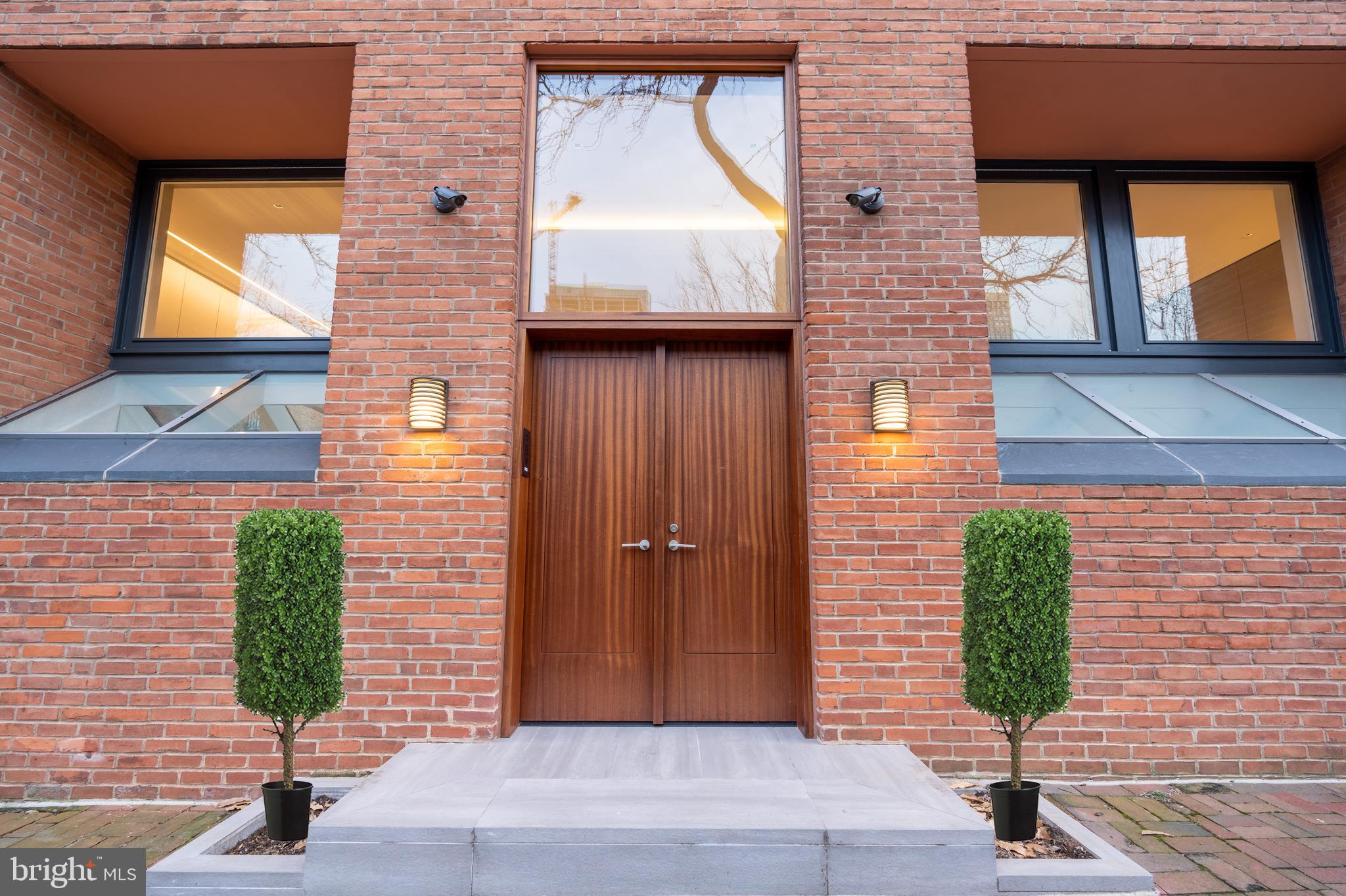 a view of entryway door