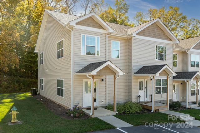 $349,900 | 31 Cherry Laurel Lane | Swannanoa