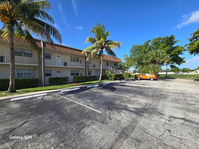 $2,100 | 9851 Sandalfoot Boulevard, Unit 212 | Sandalfoot Cove