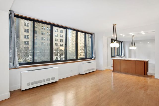 $7,650 | 250 West 89th Street, Unit 3M | Upper West Side