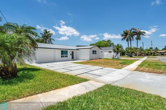 $999,999 | 825 Argonaut Island | Dania Beach