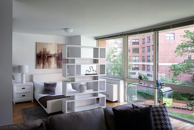 $4,895 | 400 Chambers Street, Unit 14M | Battery Park City