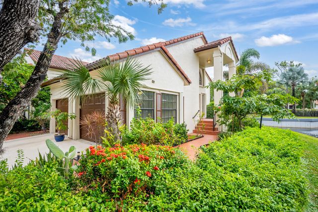 $325,000 | 3093 Lucerne Park Drive | Greenacres