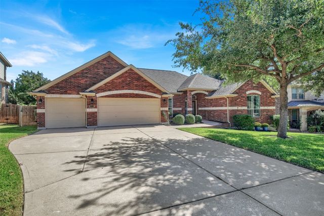 $850,000 | 1110 Shiloh Street | Forest Oaks