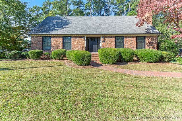 $434,900 | 422 Edinburgh Drive | Terry Sanford