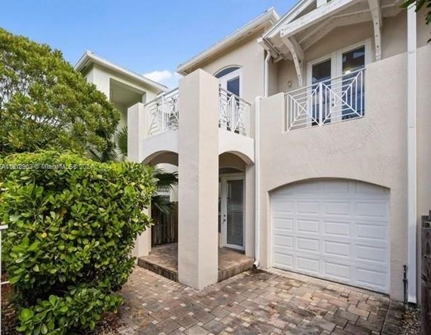 $1,485,000 | 3133 Hibiscus Street, Unit 3133 | Southwest Coconut Grove