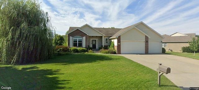 $430,000 | 9094 Tonya Terrace | Blue Township - Pottawatomie County