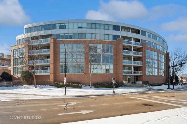 $425,000 | 1228 Emerson Street, Unit 208 | Evanston