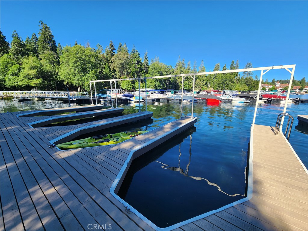 Day use dock on the lake.