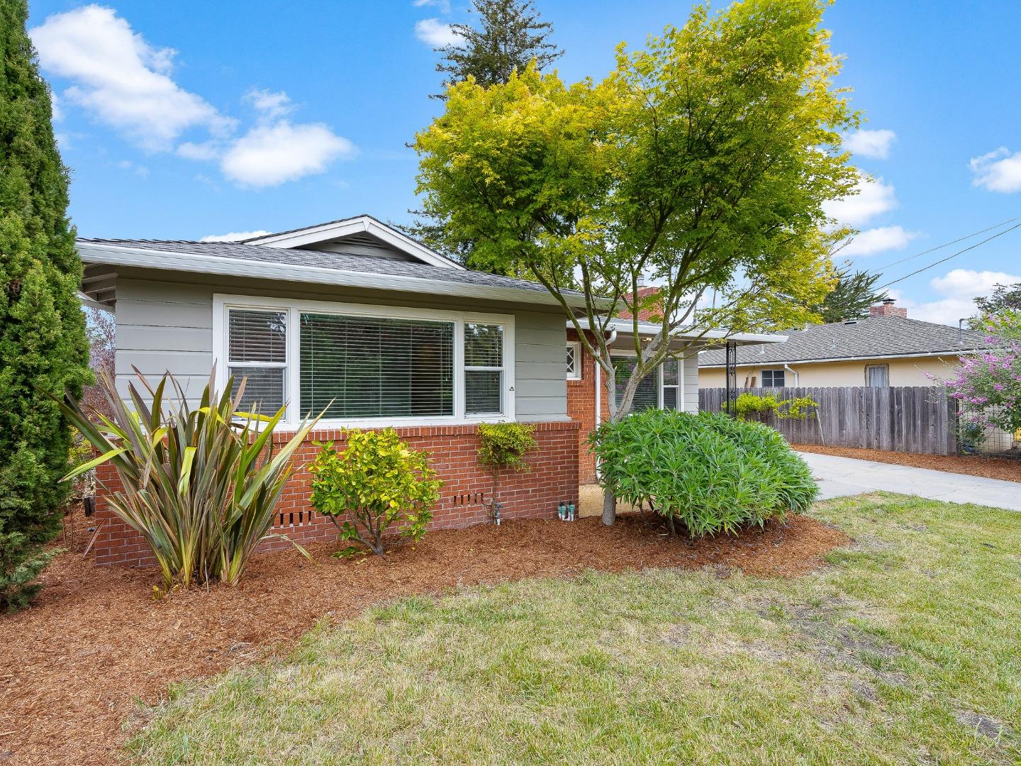 224 Ross Street Santa Cruz CA 95060 Compass