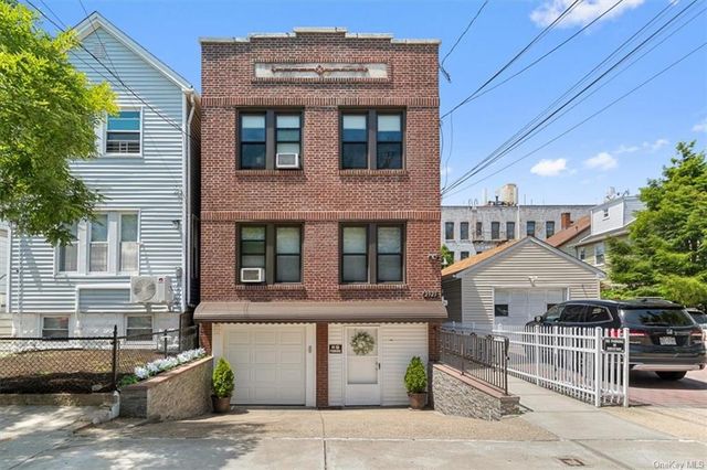 $1,295,000 | 2925 Otis Avenue | Throgs Neck