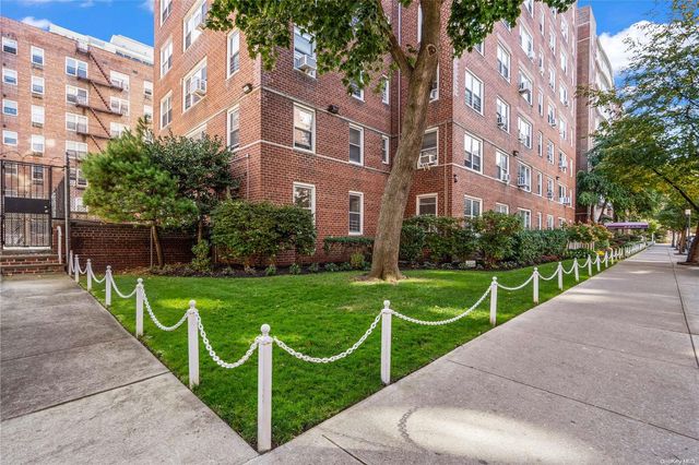 $688,000 | 110-20 71st Road, Unit 114 | Forest Hills