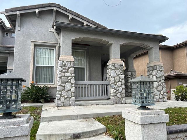 $5,000 | 1300 Santa Olivia Road | Otay Ranch