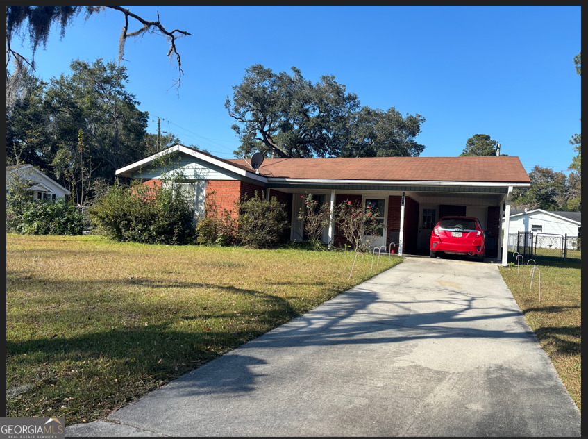 a view of house and outdoor space