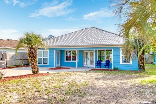 $520,000 | 6605 Sunset Avenue | Holiday Beach