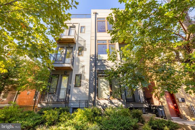 $625,000 | 4126 8th Street Northwest, Unit 5 | Petworth