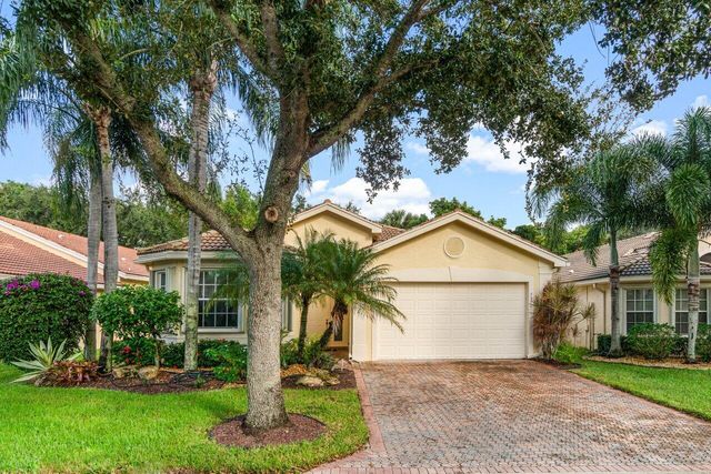 $599,900 | 7570 Starfish Reef Lane