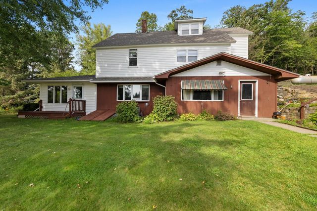 $595,000 | 948 Hanson Drive | Kinnickinnic