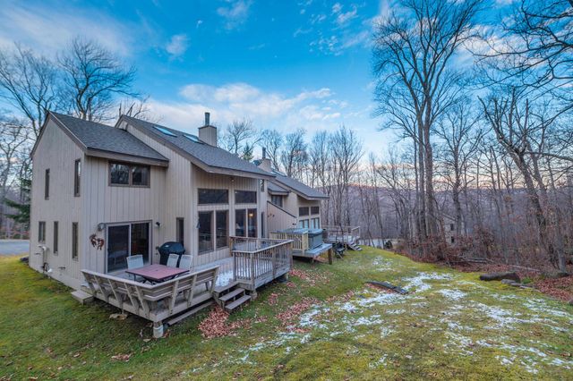 $529,000 | 16 B Suntec Loop | Dover VT