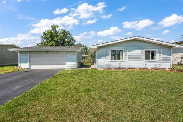 $245,000 | 413 Saginaw Drive | Salt Creek Commons