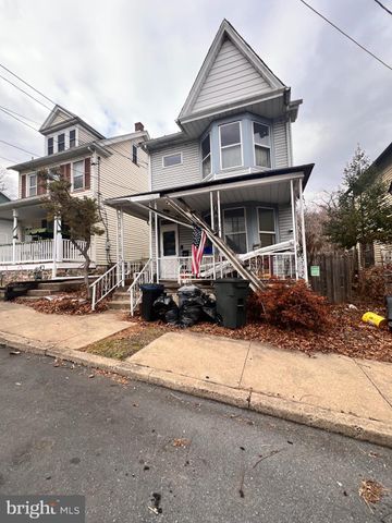 $139,995 | 115 Spring Street | West Easton