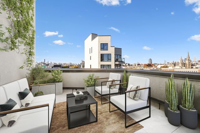 $2,250,000 | 68 North Henry Street, Unit PH | Greenpoint