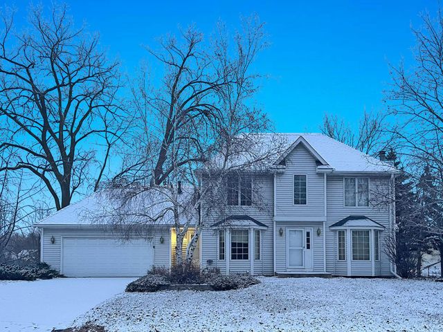 $2,995 | 4035 White Bear Parkway | White Bear Township