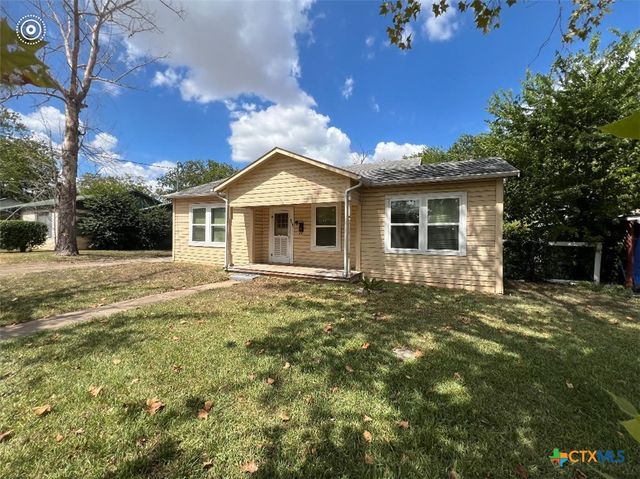 $189,900 | 628 Baker Street | Seguin