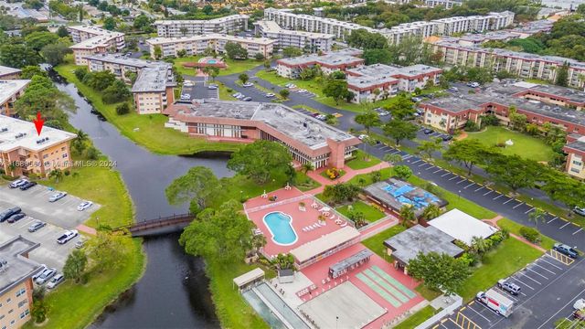 $165,000 | 3001 Northwest 46th Avenue, Unit 310 | Lauderdale Lakes West Gate