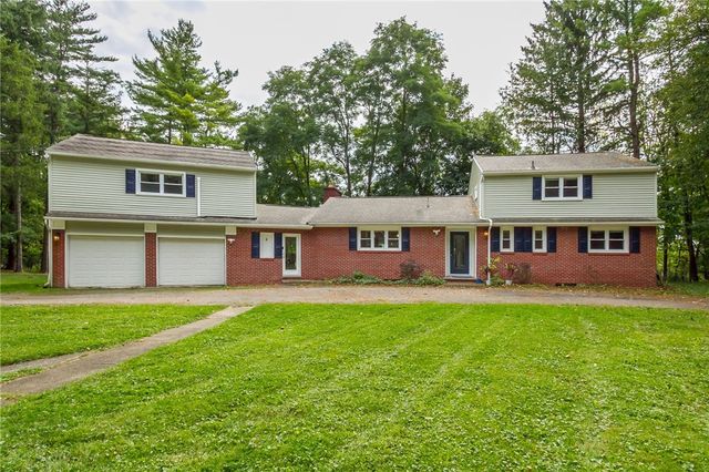 $499,000 | 977 Mile Square Road | Mendon