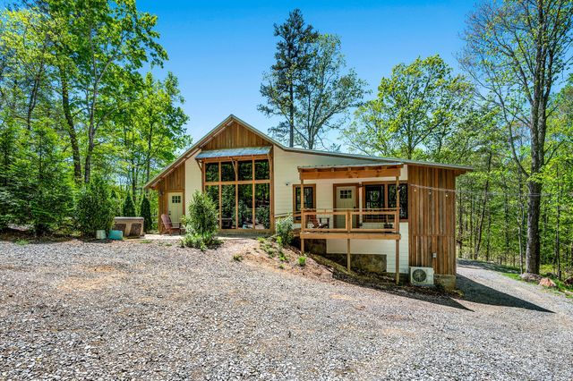 $995,000 | 3719 Clabo Mountain Lane