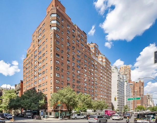 $759,000 | 181 East 73rd Street, Unit 16B | Lenox Hill