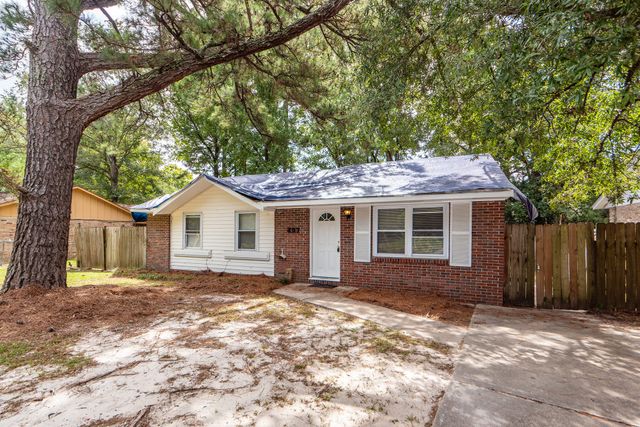 $1,595 | 207 Tupperway Drive | Flowertown