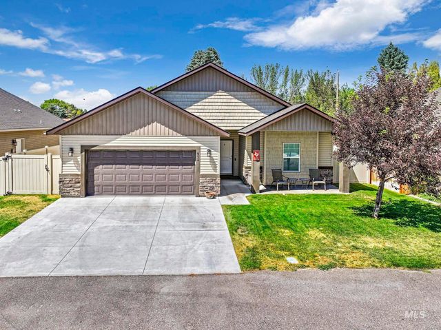 $375,000 | 934 Americana Circle | Twin Falls