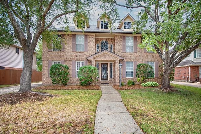 $400,000 | 13815 Rosebranch Court | Clear Lake