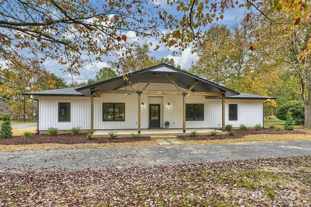 $499,900 | 103 Buck Hill Road | Monroe