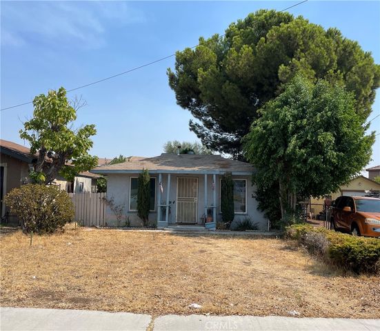 $299,000 | 231 Bloomington Avenue | Rialto