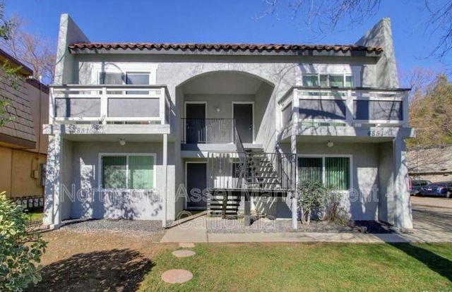 $1,775 | 4851 Cowell Boulevard, Unit D | South Davis