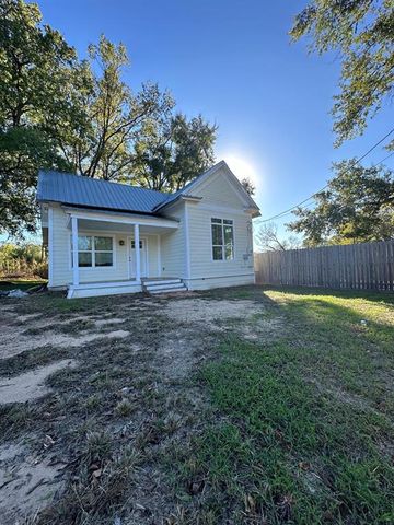 $114,900 | 406 Maple Street | Teague