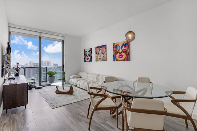 $5,650 | 801 South Miami Avenue, Unit 5206 | Brickell