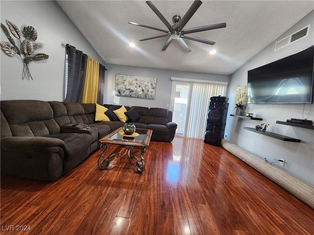 $335,000 | 204 Sacramento Drive | East Las Vegas