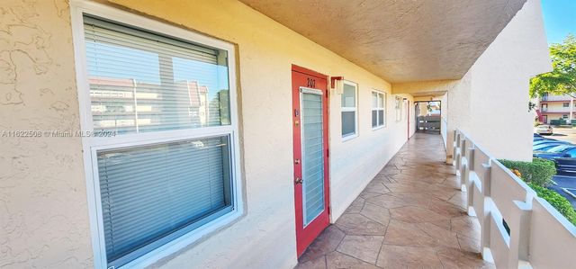 $145,000 | 1015 Country Club Drive, Unit 207 | Margate