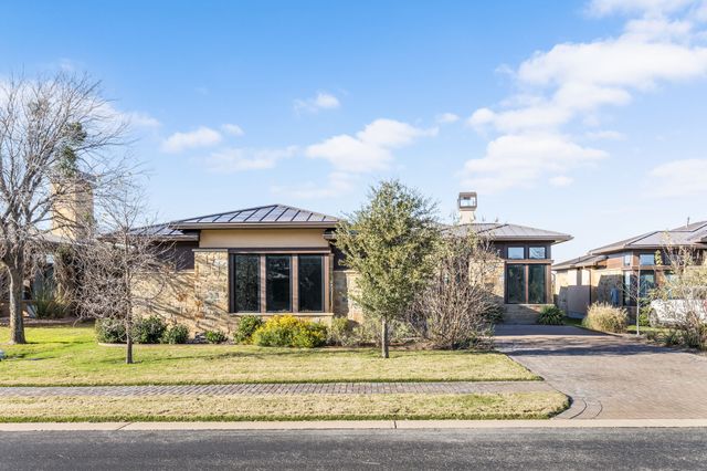 $778,990 | 2200 Kahala Sunset Drive | Lakecliff on Lake Travis