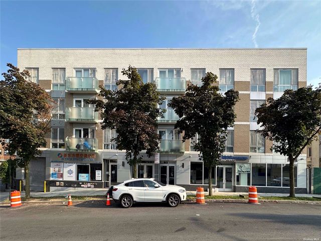 $489,000 | 158-16 79th Avenue, Unit 411N | Hillcrest