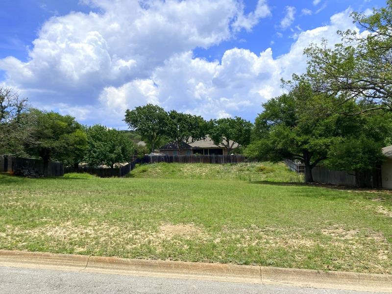 1724 Foothills Drive Kerrville TX 78028 Compass