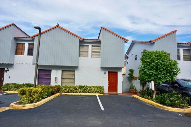 $3,000 | 5249 West 24th Court, Unit 5249 | Hialeah