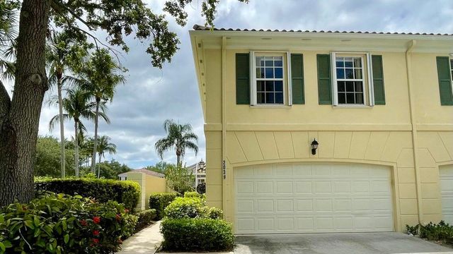 $419,900 | 2039 Tarpon Lake Way | Riverwalk of the Palm Beaches