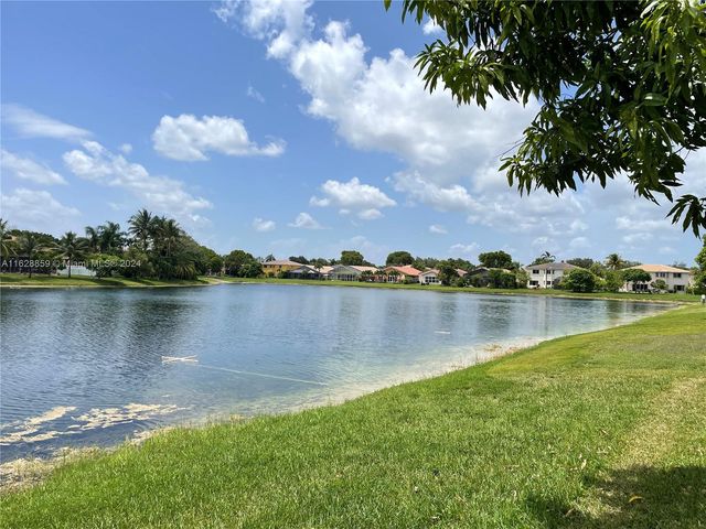 $610,000 | 1601 Southwest 106th Terrace | Davie