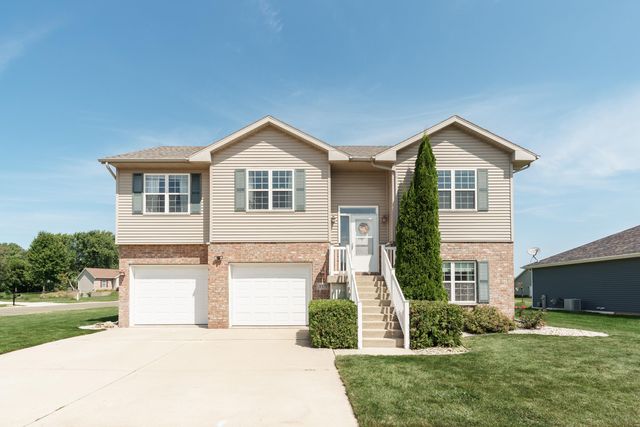 $349,900 | 315 Valley View Drive | Rio