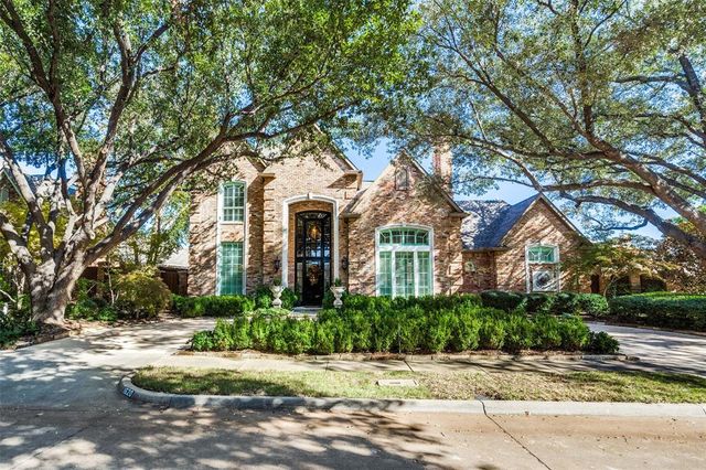 $985,000 | 1620 Old Course Drive | Plano